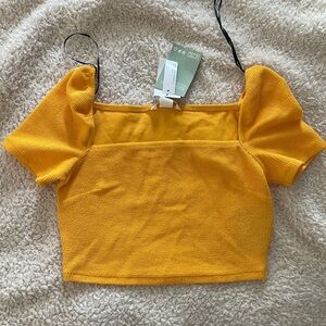 NWT H&M Women’s Crop Top - Small - Yellow/Orange